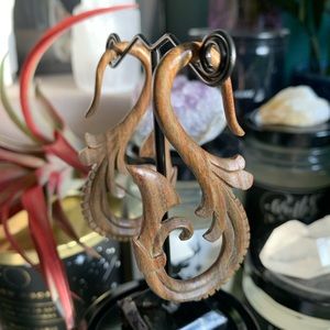 Abaraka 6g hand carved verawood “Plume” hanging earrings